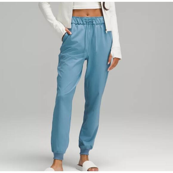 Lululemon Blue Stretch High-Rise Jogger Full Length Pants Size 4 Athletic Active